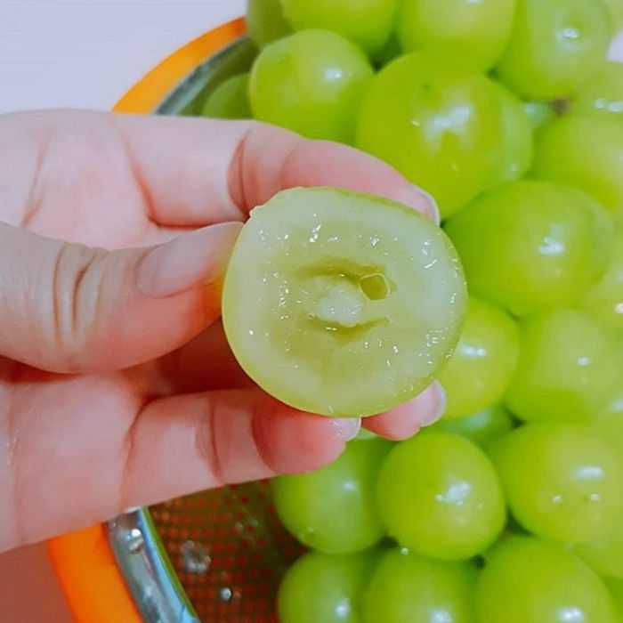 청포도보다 ‘아삭+달달’한데 씨도 없어 한입에 쏙 넣기 좋은 ‘샤인머스캣’