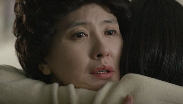 “30년전 목포 이로동 슈퍼마켓 앞에서 성폭행 당할뻔한 저를 구해주신 아주머니를 찾습니다”