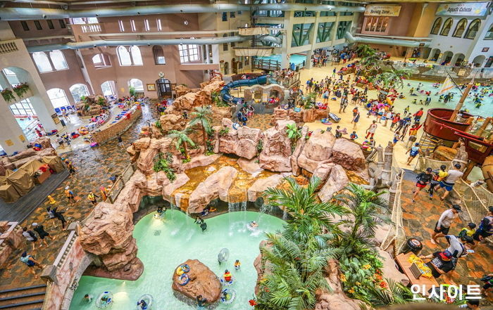 “KT 회원, 7월 5일부터 3주 동안 ‘캐리비안베이’서 반값에 놀 수 있다”