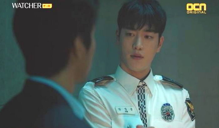 첫방부터 경찰 제복 입고 ‘섹시미’ 폭발 시킨 ‘왓쳐’ 서강준