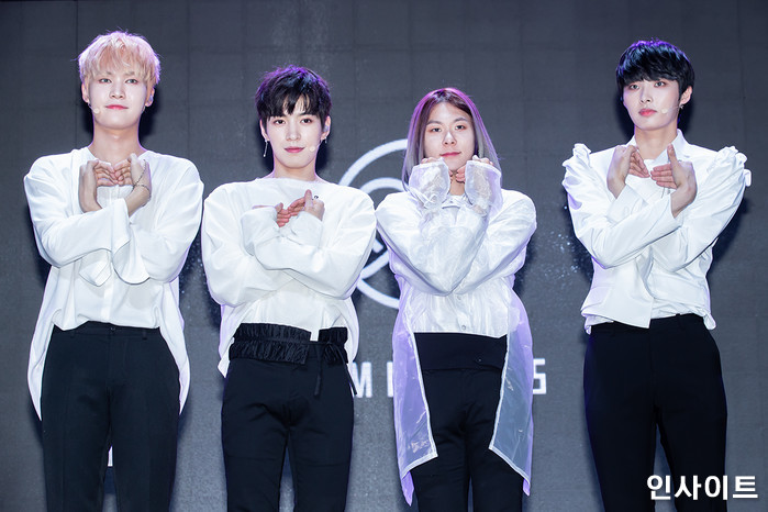 “어머니 최근 암으로 돌아가셔, 팀 데뷔가 유언이었다”···데뷔 순간 ‘눈물’ 쏟은 장문복