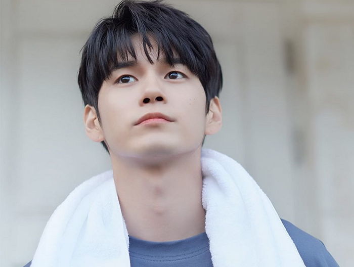 옹성우 ‘조각 미모’ 실컷 구경할 수 있는 ‘옹성우 사진전’ 열린다