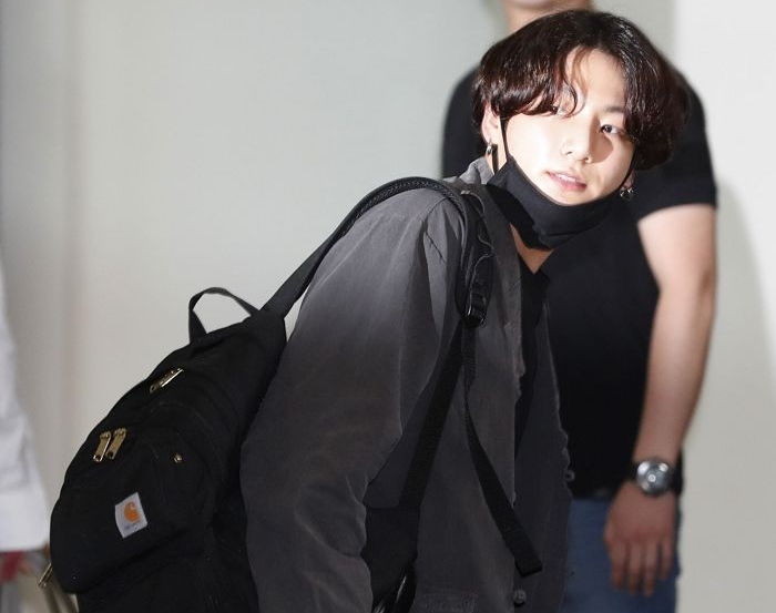 명품인 줄 알았는데 알고 보니 ‘3만 4천원’짜리였던 정국 개량한복