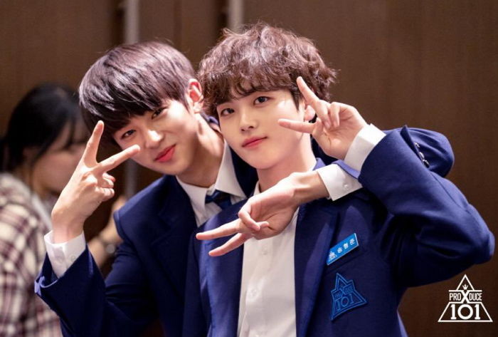 카메라 꺼지자마자 엉엉 울면서 탈락한 ‘절친’ 김민규에게 달려간 ‘프듀X’ 송형준