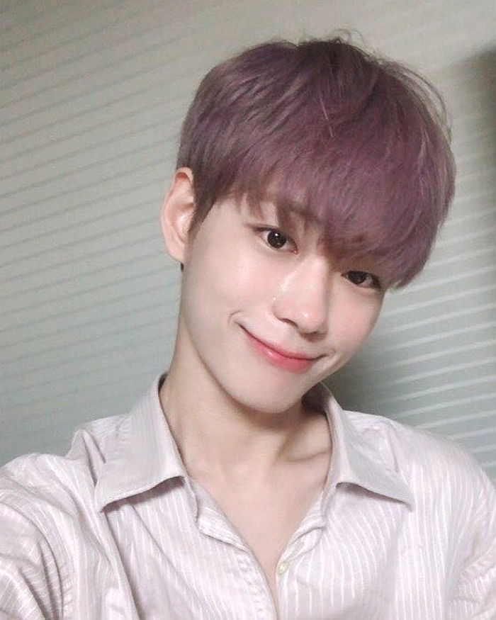 “국프님은 나의 우주♥”···‘프듀X’ 탈락 후 팬들에게 손편지 남긴 이세진