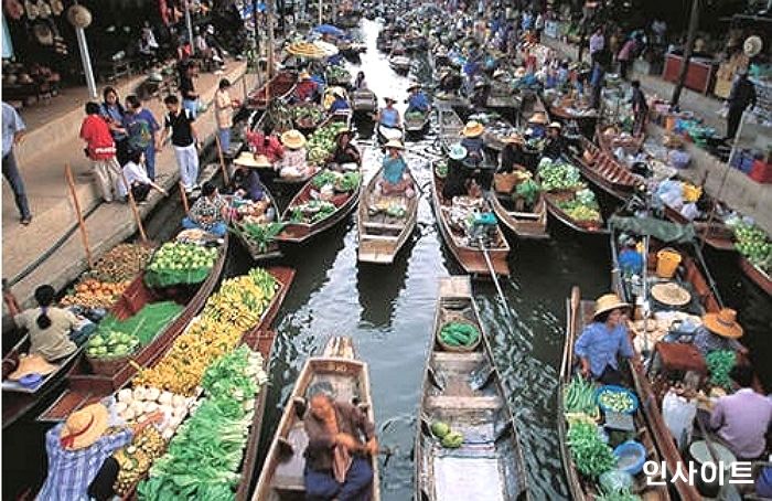 인터파크투어 “여름 휴가철 자유 여행객들이 꼽은 인기 해외 현지 상품은 태국 방콕”