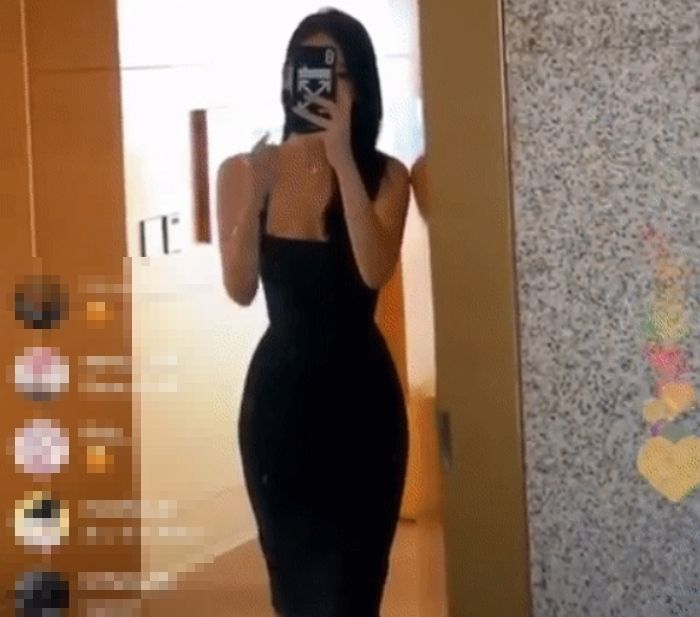 라이브로 보면서도 안 믿겼던 ‘여신강림’ 야옹이 작가의 비현실적 몸매
