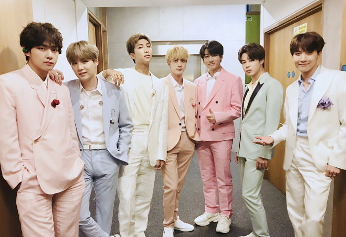 방탄, 일본서 투어 수익으로 ‘243억’ 벌어왔다