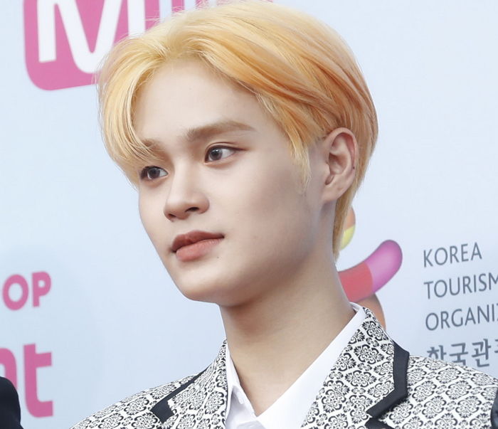 ‘금발’로 변신하고 ‘영국 왕자’ 미모 뽐낸 어제자 이대휘