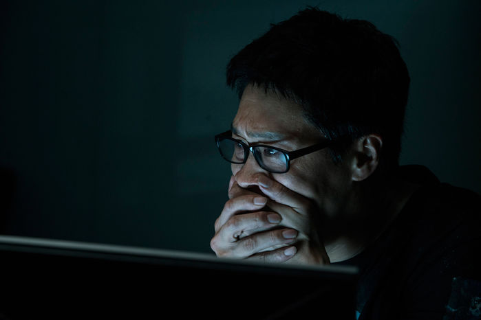 “무서워서 극장 뛰쳐나갈 뻔”···시사회 후 반응 터진 공포 영화 ‘암전’ 1+1으로 본다