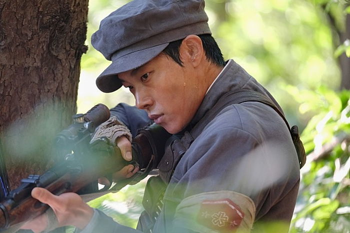 “감사하고 원통해 눈물 쏟는다”…독립군 그린 영화 ‘봉오동 전투’ 개봉 하루 만에 1위
