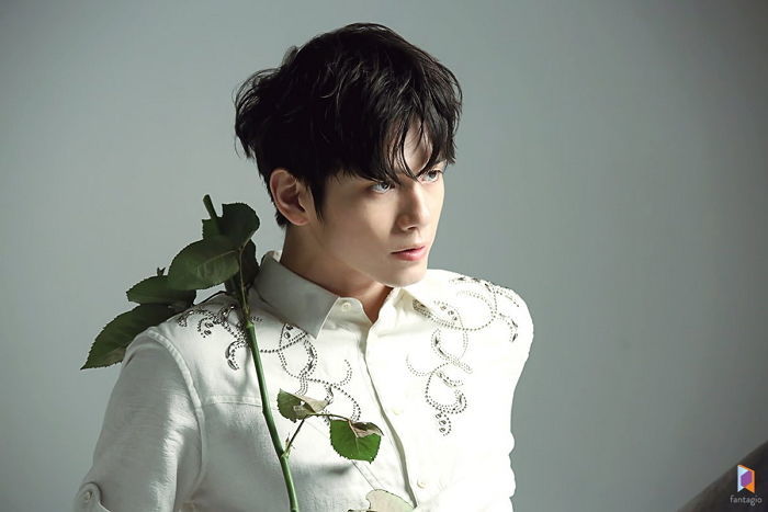 오늘(25일) ‘25살’ 생일 맞은 옹성우의 ‘귀염뽀짝’ 과거 사진