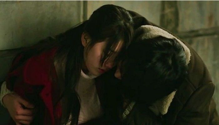 알바하는데 14살 많은 ‘36살’ 오빠가 만나자고 조르는 게 소름 끼쳐요