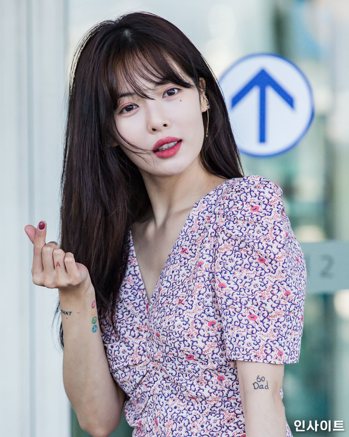 오늘자(31일) 화장 연하게 하고 ‘청순 끝판왕’ 미모 찍은 현아