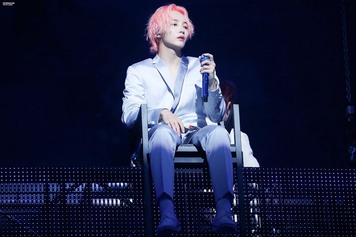 ‘금발→핑크 머리’로 염색하고 ‘남신→요정’ 된 남자 아이돌