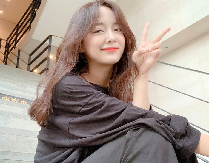 ‘아이오아이’ 재결합 앞두고 미모에 물오른 김세정 근황