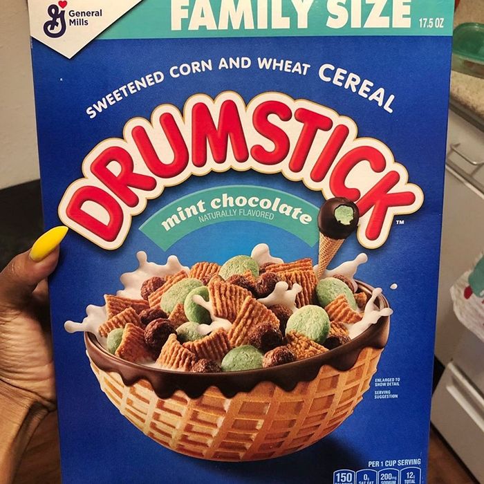 초코볼+민트볼 조합으로 민초단 정신 못 차리게 만드는 ‘민트초코 시리얼’