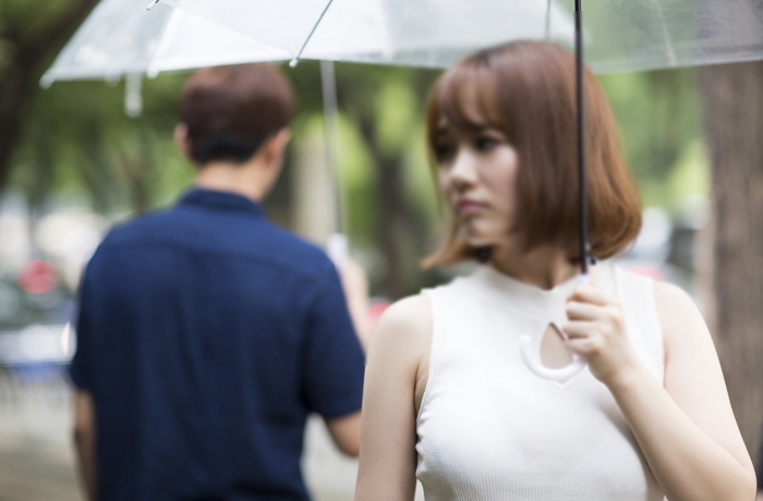 “만났던 남자들에게 너무 상처를 받아 누군가에게 ‘설레는’ 것조차 두려워졌어요”
