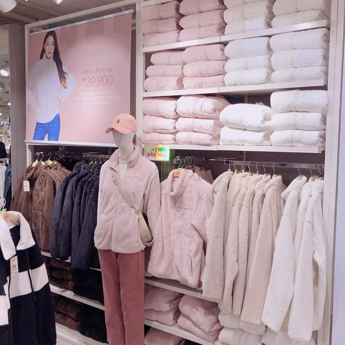 오늘(6일)부터 ‘위베어베어스’ 콕 박힌 보들보들 후리스 1만 4900원에 득템할 수 있다