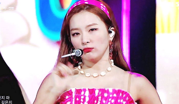 ‘핑크색’으로 도배하고 ‘귀여움’ 폭발시킨 어제자 레드벨벳 슬기