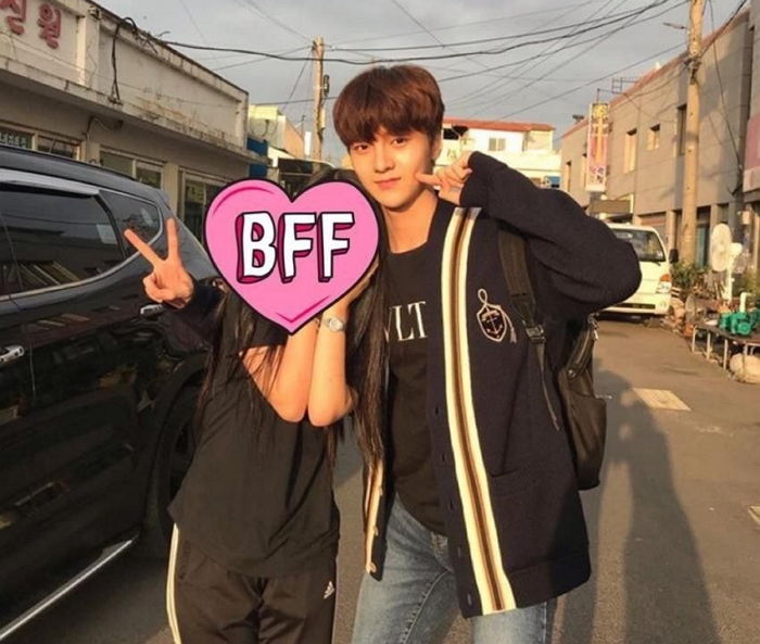 고향 내려가더니 ‘셀카’ 무조건 다 찍어주고 다니는 ‘쏘스윗’ 차준호