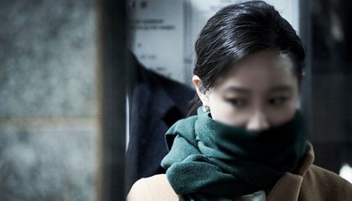 “이런 헬멧 쓴 배달원이 엘베 같이 타면 너무 무서운데, 저만 이런 건가요?”
