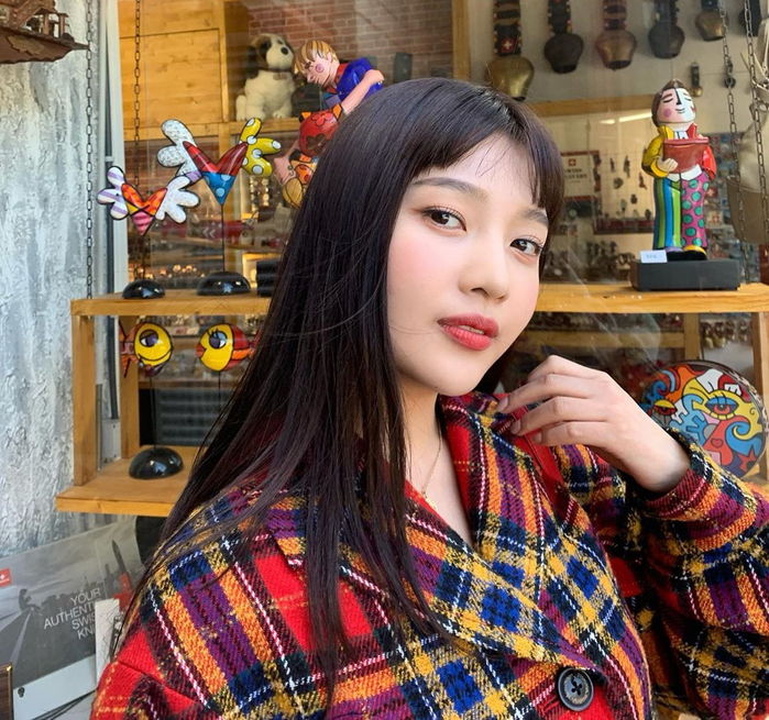 앞머리 자르고 더 어려진 레드벨벳 조이의 ‘세젤예’ 근황