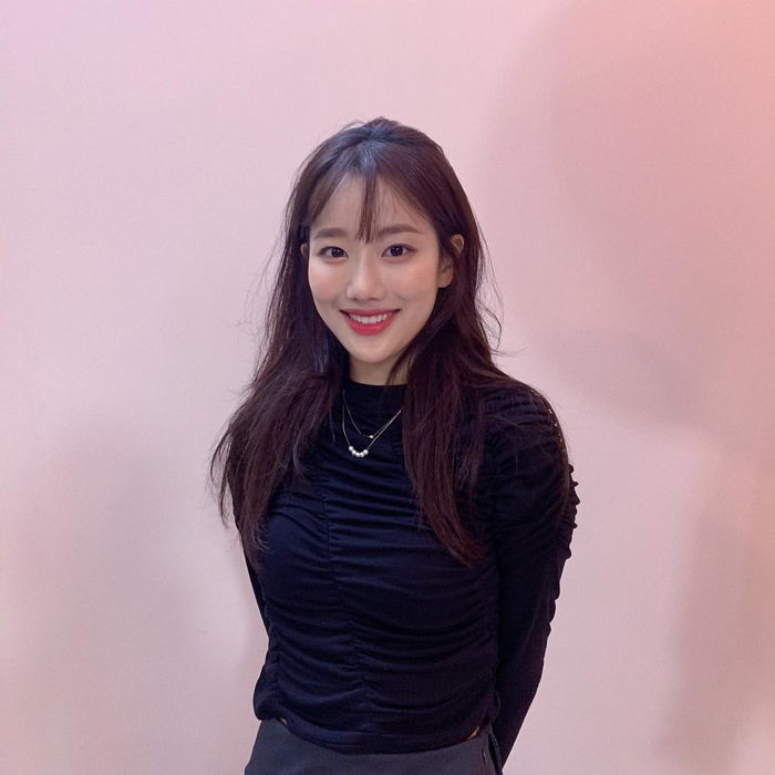 물오른 ‘청순+청아’ 미모로 ‘여친짤’ 대거 양산 중인 에이프릴 이나은