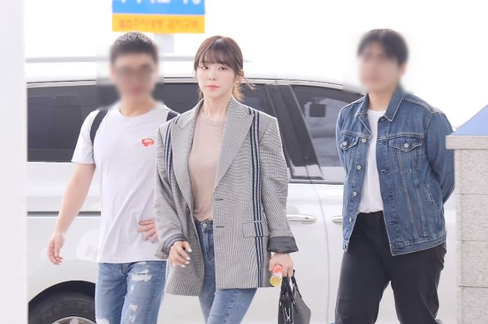수수하게 입었는데 분위기 미쳤다고 난리 난 어제자 ‘가을 여신’ 아이린