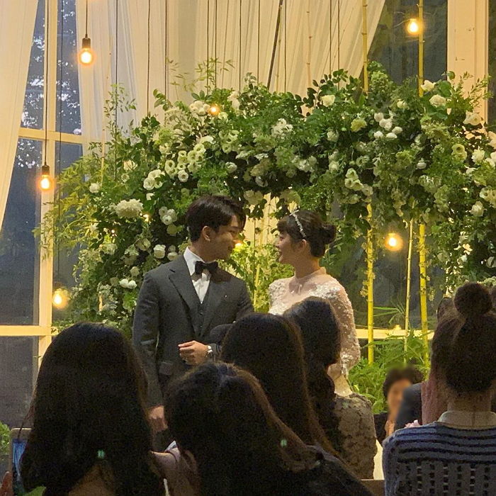 꿀 뚝뚝 떨어졌던 어제자 지오♥최예슬 부부 결혼식 사진