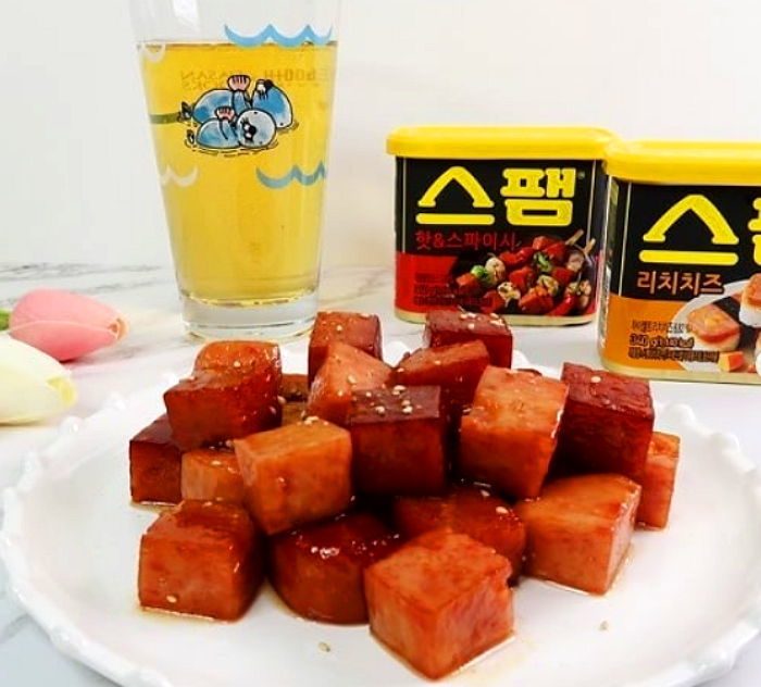 고소한 스팸을 설탕에 졸여 ‘고구마 맛탕’보다 맛있는 단짠단짠 ‘스팸 맛탕’