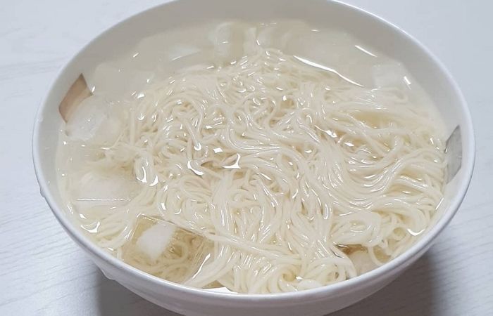너무 맛있어서 전라도 사람끼리만 몰래(?) 먹는다는 ‘시원+달달’ 설탕 국수