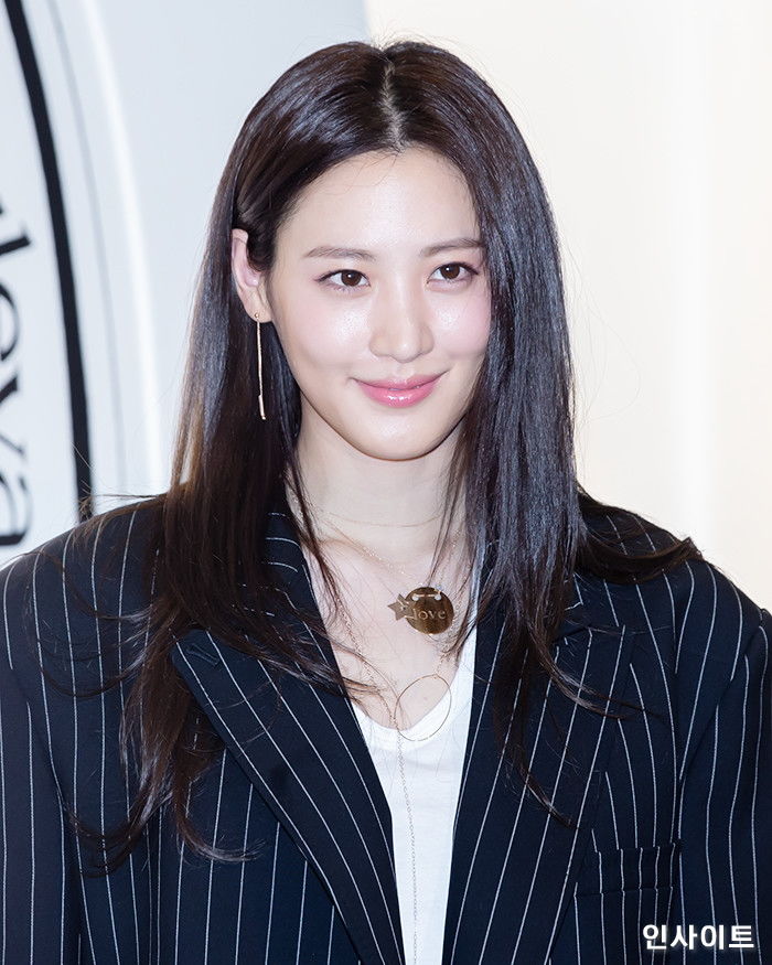 ‘어벤져스’ 나온 할리우드 배우 수현, 3살 연상 기업 대표와 결혼
