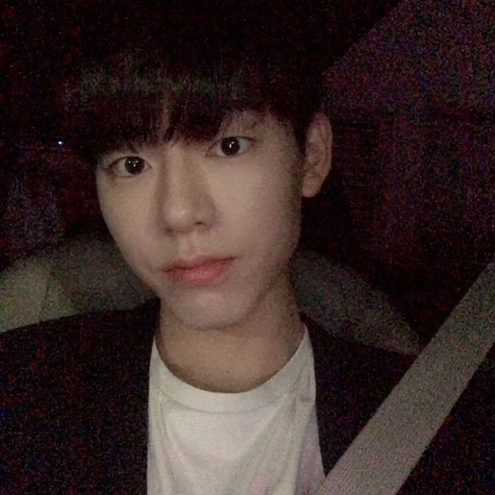 갸름해진 턱선으로 ‘남배우’ 포스 뿜어내는 ‘연플리’ 하늘이 근황