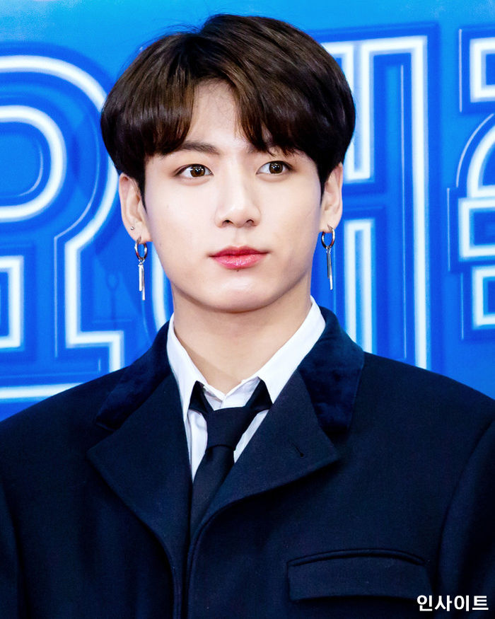 ‘정국 열애설’ 타투샵 측 “악플러 때문에 ‘정신과’ 다니고 있다”