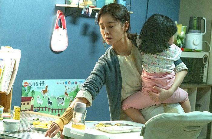 “나는 여자로 태어나 행복한데..” 현직 아나운서가 남긴 ‘82년생 김지영’ 후기