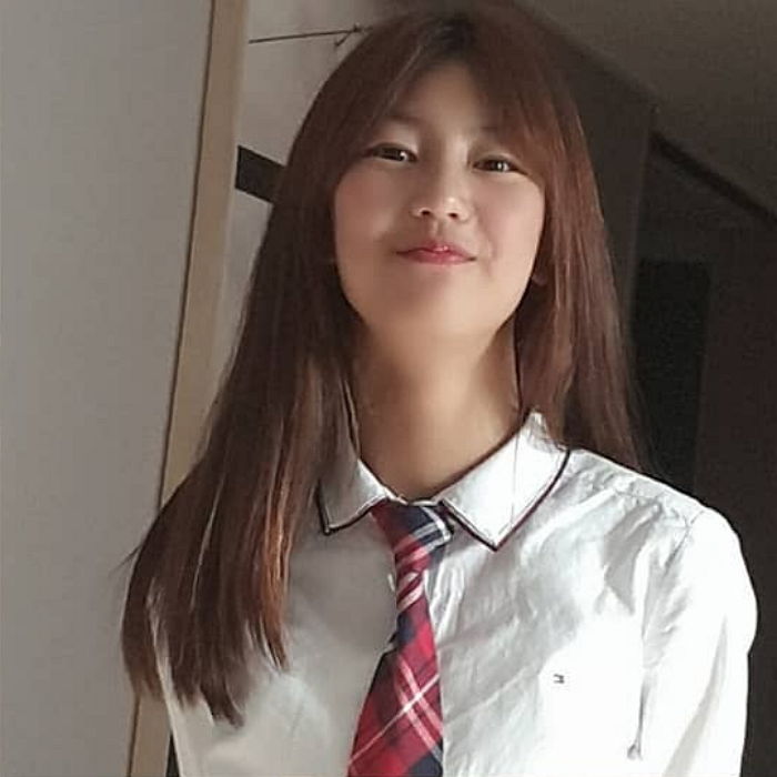 중학생 되는 기념으로 난생처음 ‘교복’ 입고 여배우 미모 뽐낸 ‘송종국 딸’ 송지아 근황