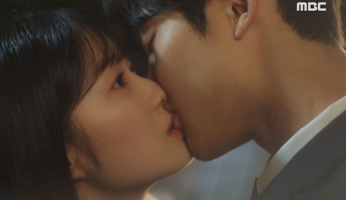 “보고싶었어, 사랑해”···로운 고백에 ‘키스’로 화답한 ‘어하루’ 김혜윤