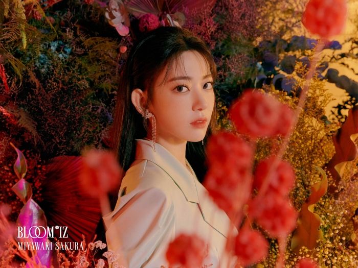 비주얼 ‘만랩’ 찍고 ‘남심 방화범’으로 떠오른 아이즈원 사쿠라 근황