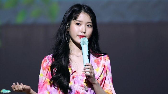 “와... 내가 똥손이라니” 본인 콘서트 ‘티켓팅 실패’하고 ‘멘붕’ 온 아이유