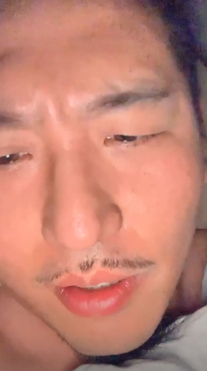 “나 부자 됐는데 왜 혼자 자야해? 여자들아 정신차려”···어제밤 ‘외롭다’고 몸서리친 염따