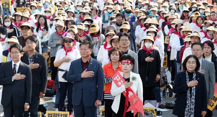 “직종 차별 해결하라”···여의도서 대규모 집회 연 ‘간호조무사 단체’ 실시간 상황