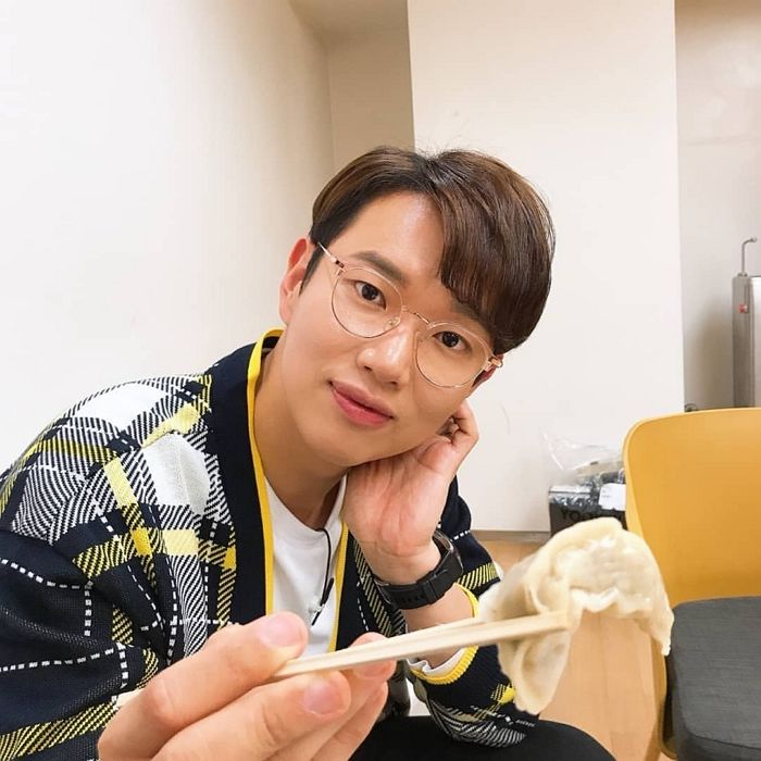 ‘워크맨’으로 빵 뜨더니 점점 잘생겨져 여자들 ‘이상형’ 등극한 장성규