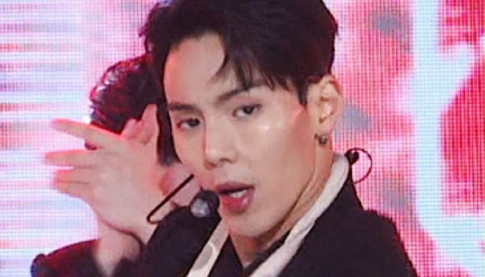 ‘불륜설’ 후 홀쭉해진 얼굴로 무대 등장한 몬스타엑스 셔누