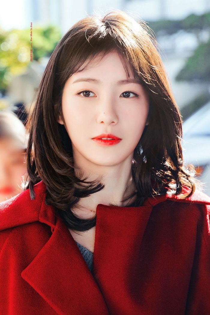 비비드한 ‘단풍색 코트’ 입고 ‘청춘물’ 여주 포스 뿜어낸 신예은