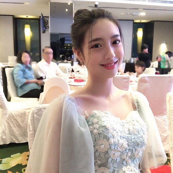 16살인데 벌써부터 ‘완성형 미모’ 뽐내는 ‘정답소녀’ 김수정 근황
