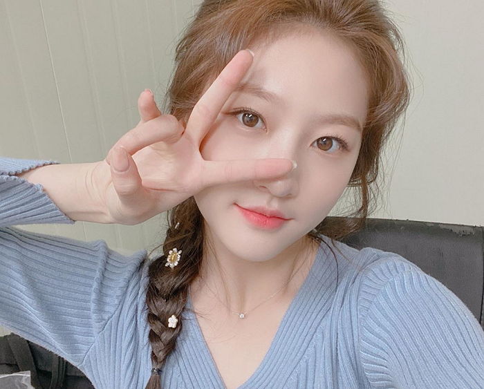 머리 한 갈래로 땋고 ‘현실판 엘사’ 미모 뽐내는 김새론 근황