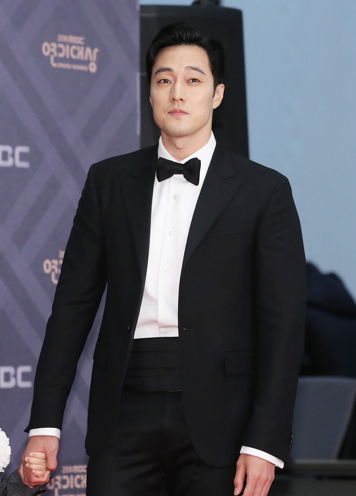 ‘317억’ 받고 서울 역삼동 빌딩 판 ‘큰손’ 소지섭