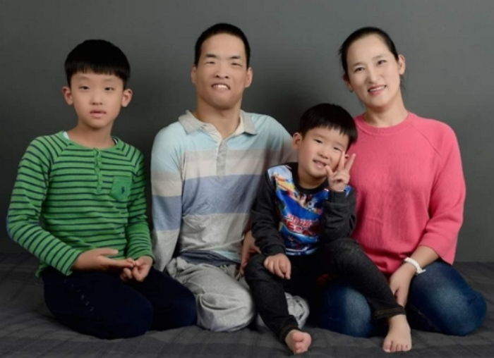 기초생활수급비 한푼두푼 모아 ‘11년째’ 기부하고 있는 ‘중증’ 장애인 부부