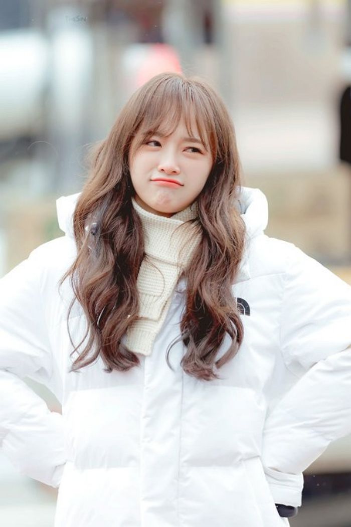 새하얀 패딩 입고 데이트 나온 ‘여친미’ 팡팡 터뜨린 김세정